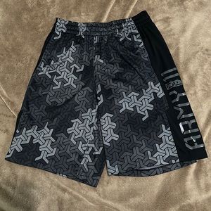 Boys Under Armour Shorts Army of 11 Size Youth Large YLG Football Basketball